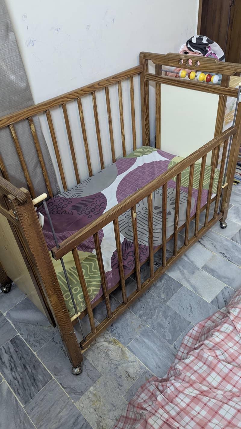 baby cot 2
