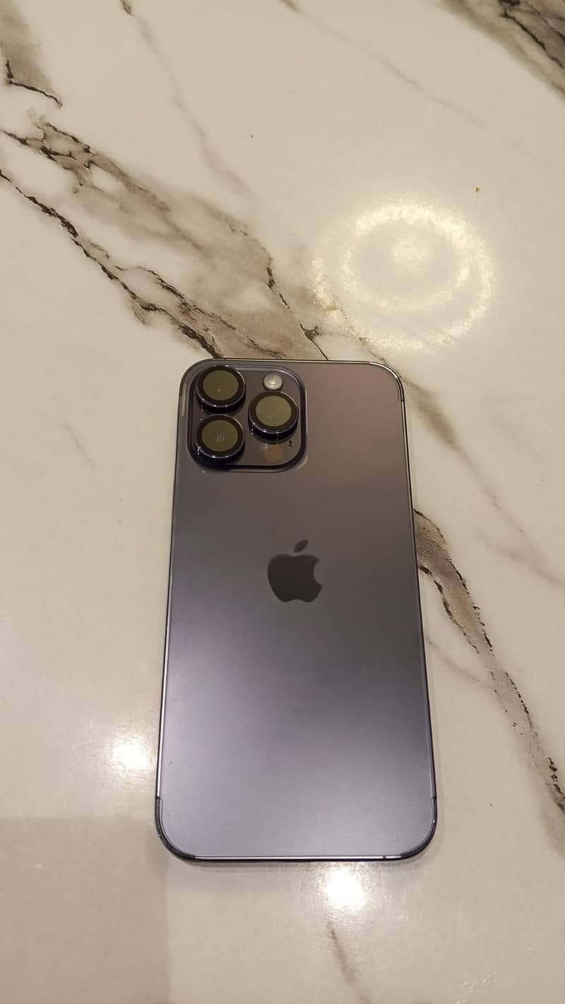 Apple iPhone 14 Pro Max 4