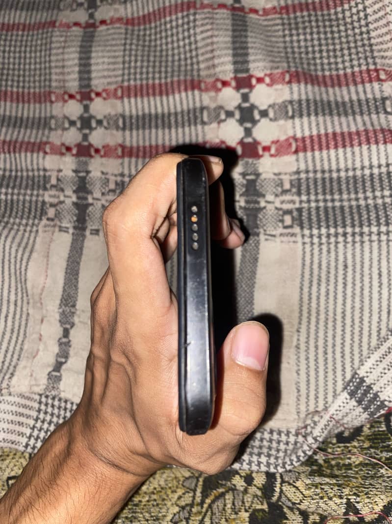 Redmi A2+ 4