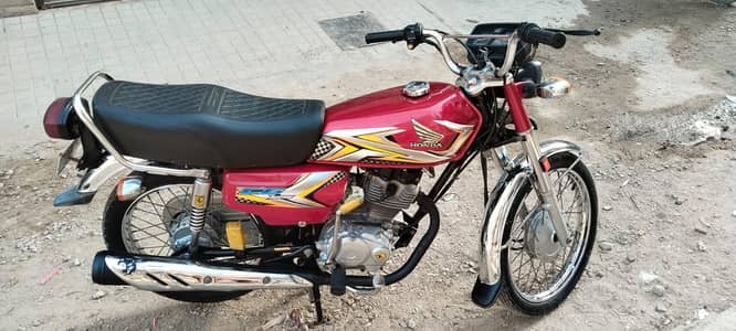 Honda CG 125 Model 2025 | 03102883361