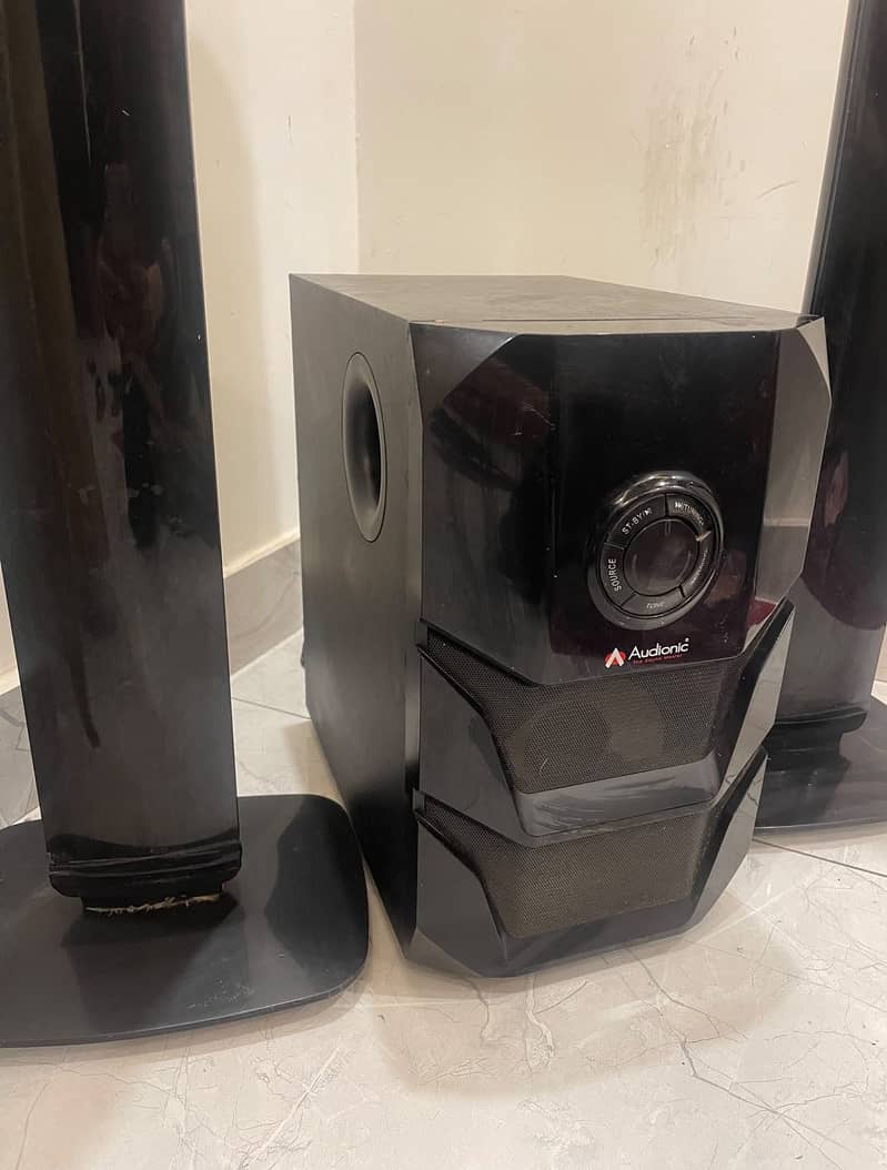Sound bar audionic 2