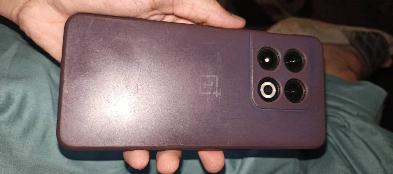 One Plus 10 Pro 3