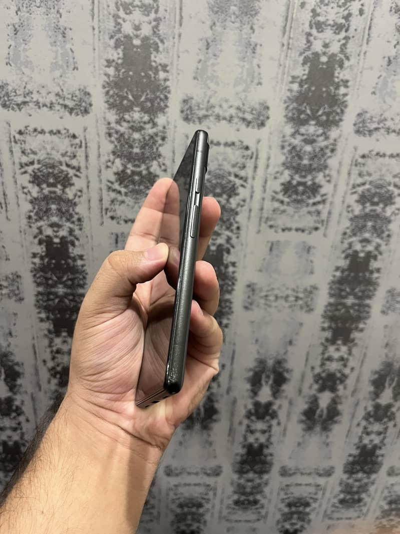 Google Pixel 6a 4