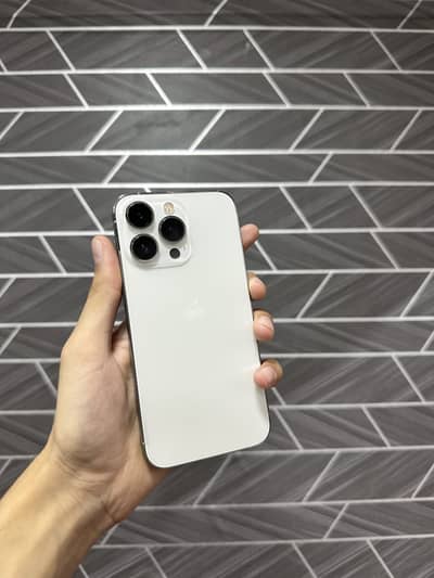 Apple iPhone 13 Pro