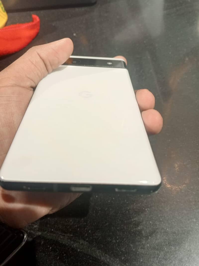 Google Pixel 6a 3