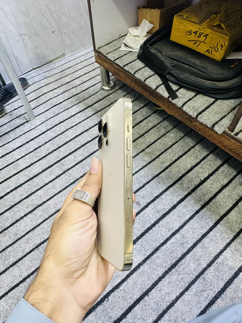 Apple iPhone 13 Pro 5