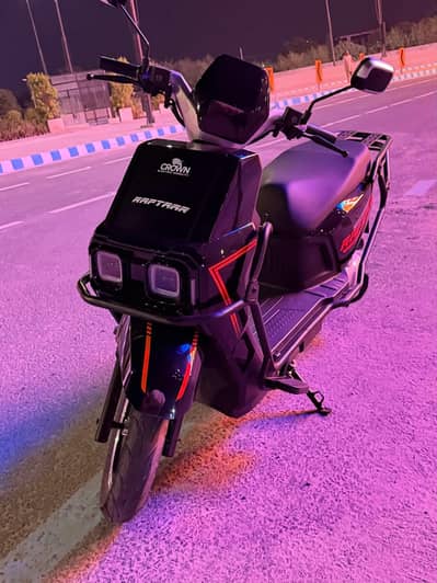 Crown raftaar pro