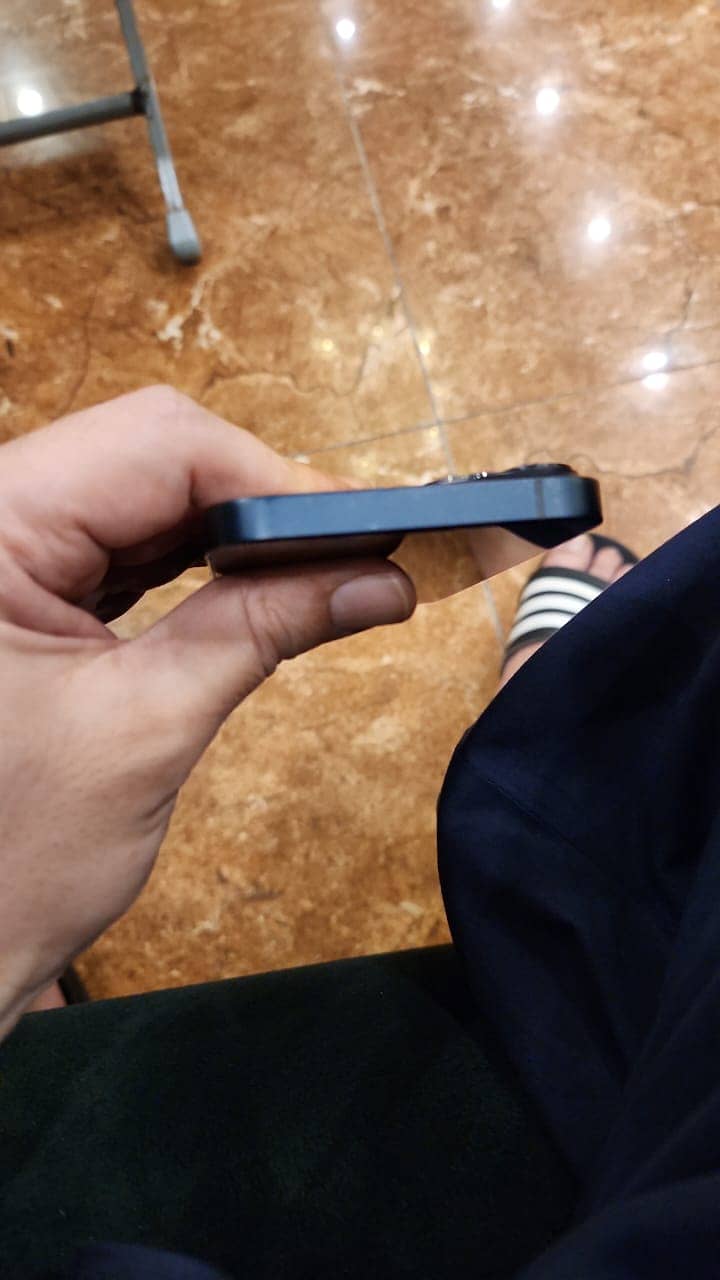 Apple iPhone 14 2