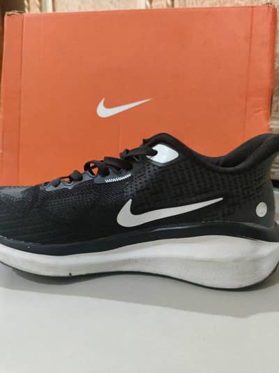 Nike original shoes ZOOM X only 2 time use and size 41