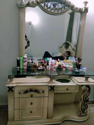 Bed set with Side tables and Dresser without mattress