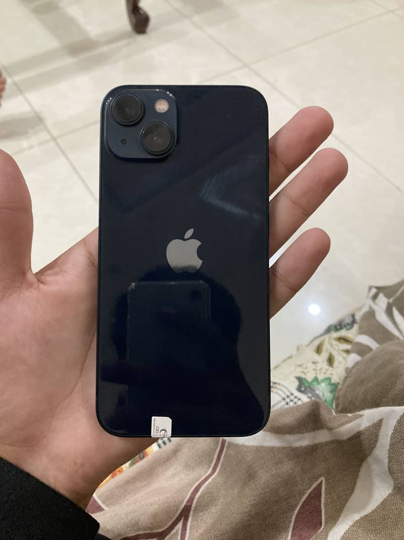 Apple iPhone 13 9