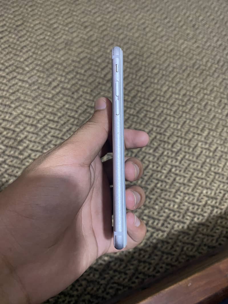 Apple iPhone 6S 2