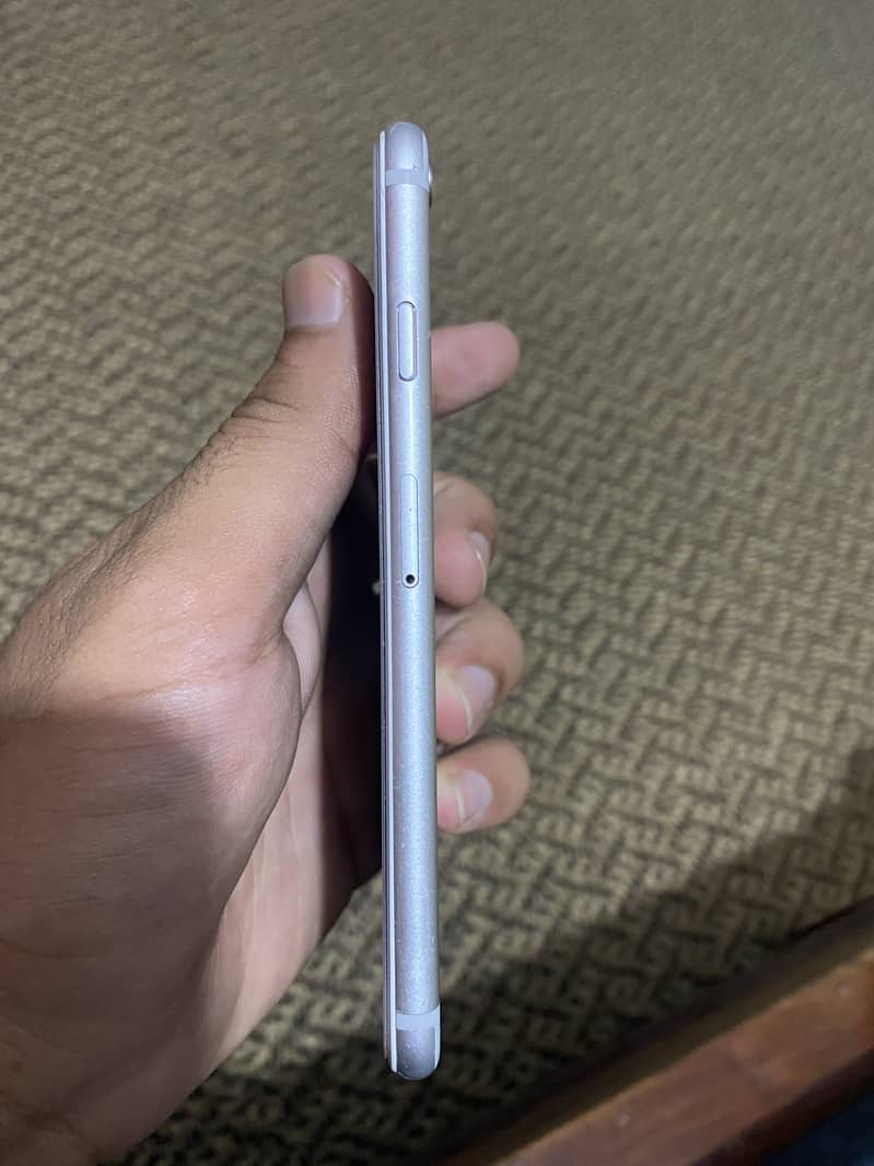 Apple iPhone 6S 3