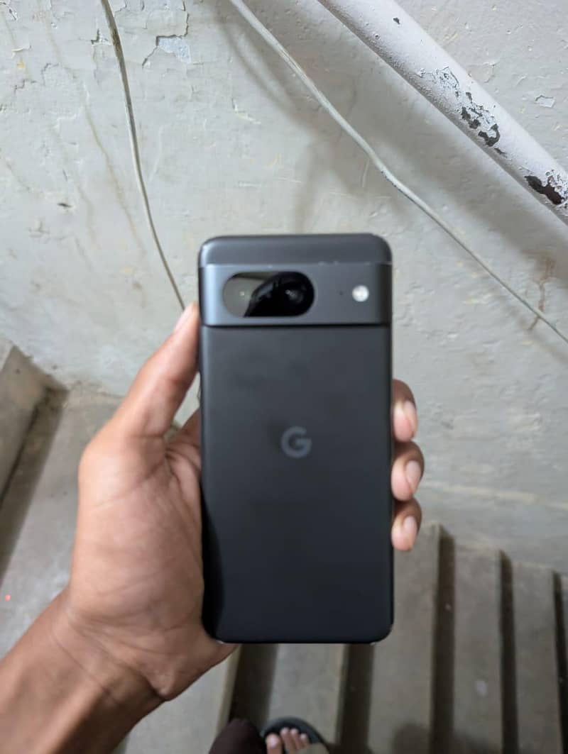 Google Pixel 8 3