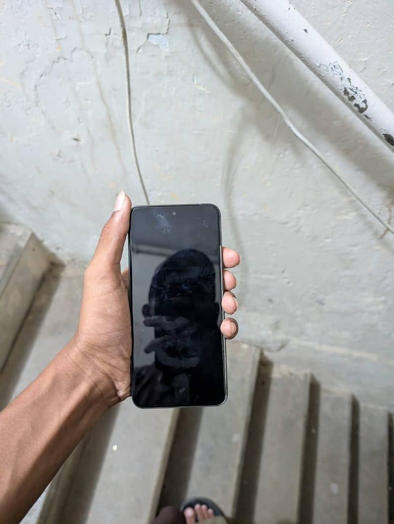 Google Pixel 8 5