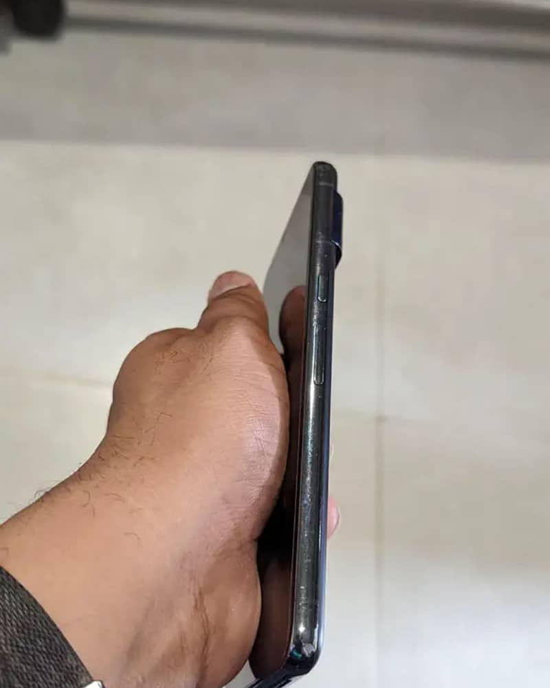 Google Pixel 8 Pro 4