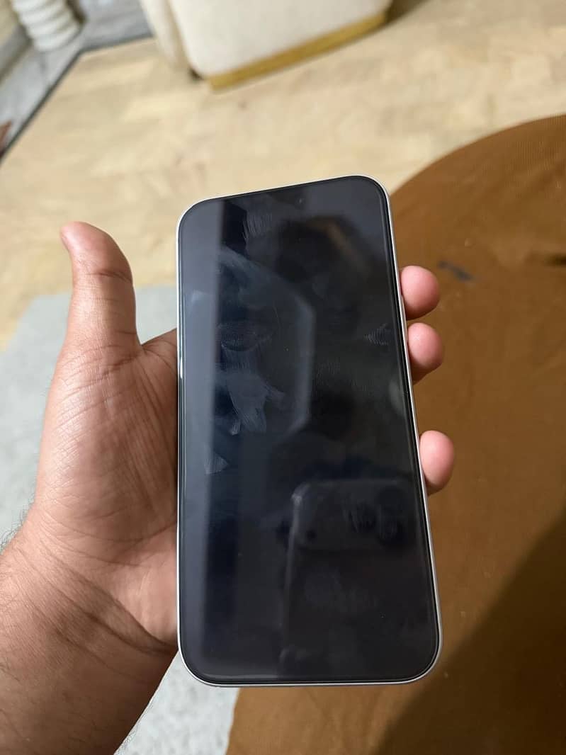 Apple iPhone 17 Pro Max 3