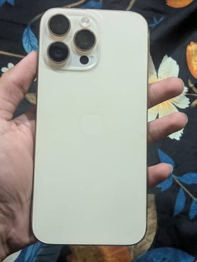 Apple iPhone 16 Pro Max