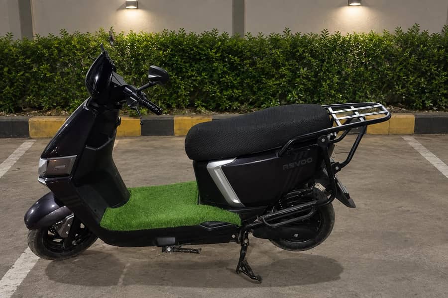 REVOO A-12 0