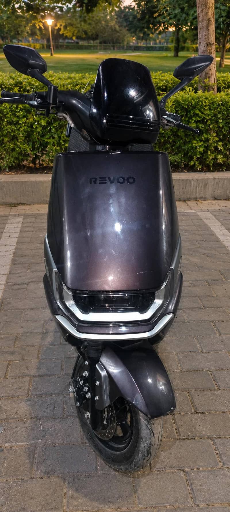 REVOO A-12 2