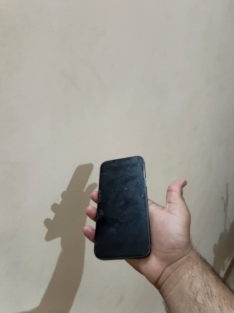 Apple iPhone 13 Pro Max gv 4