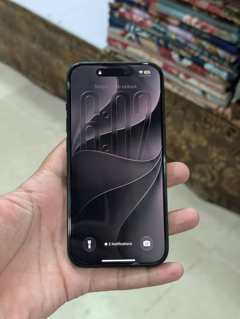 Apple iPhone 15 1