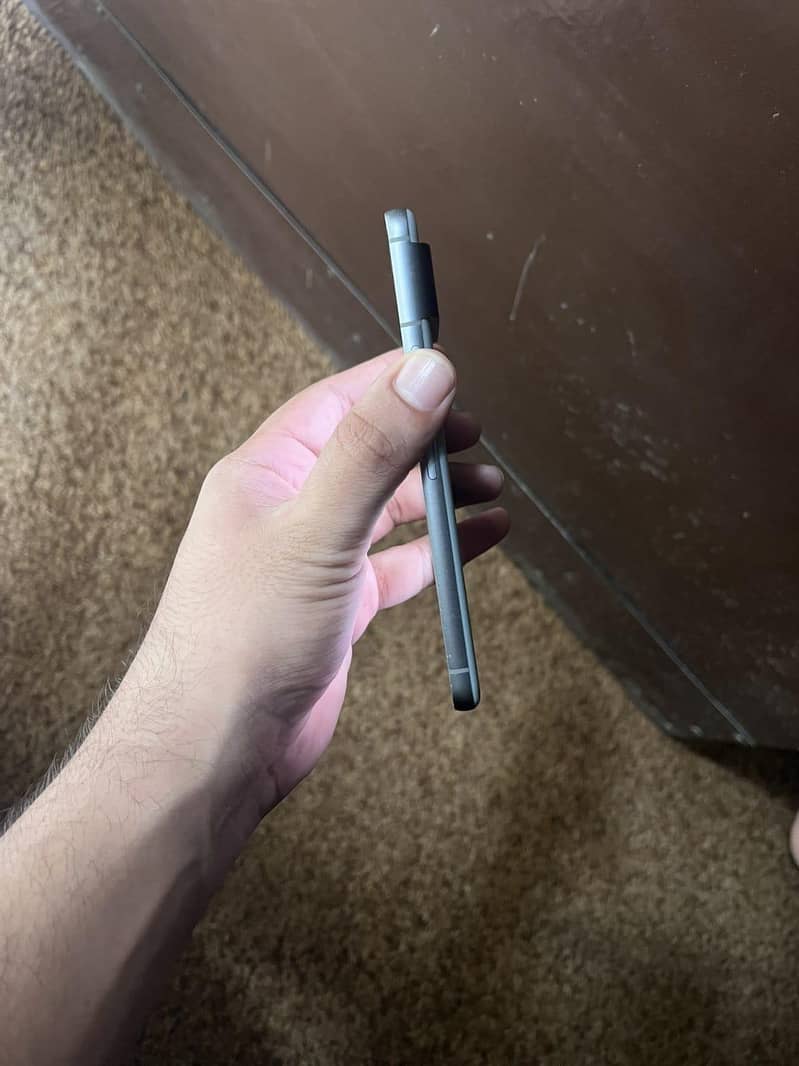 Google Pixel 8 3