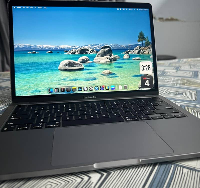 MAC BOOK PRO M1 3
