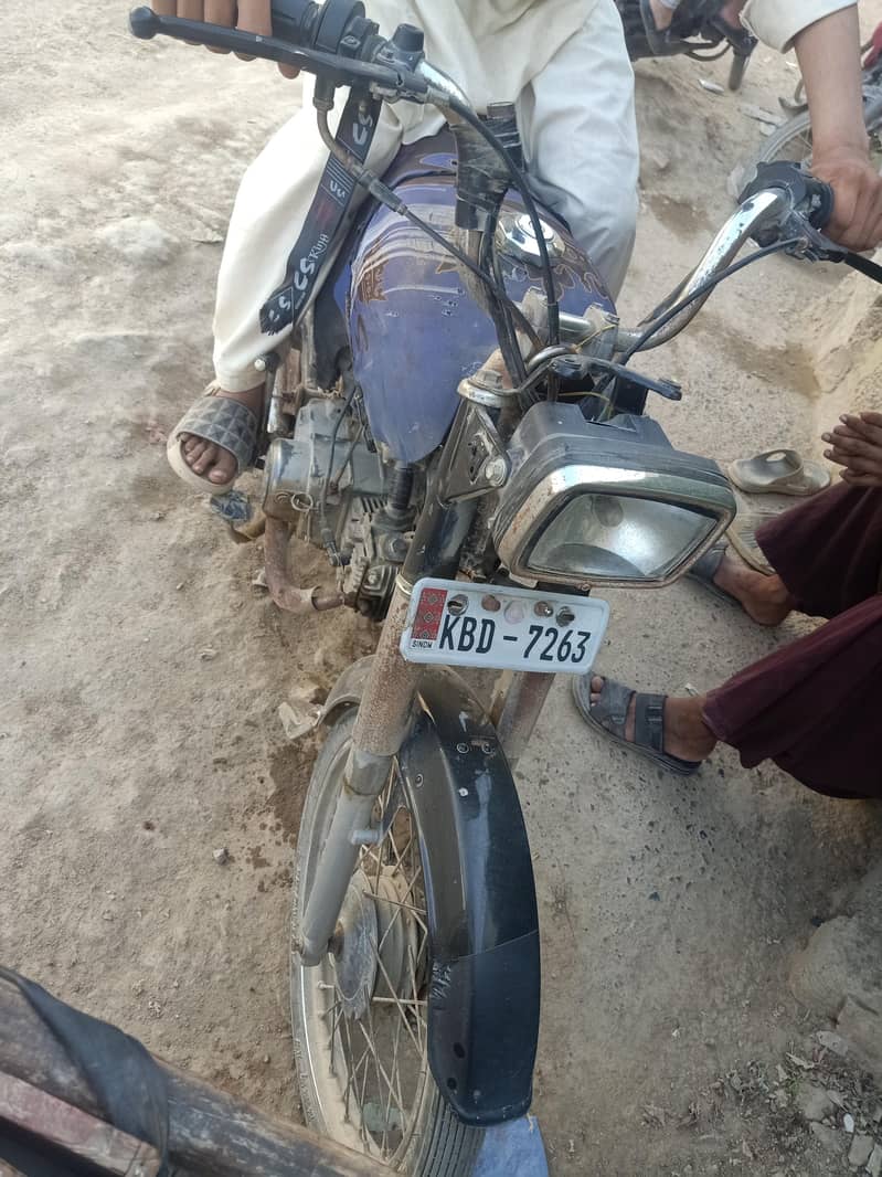 model2004Hero 7