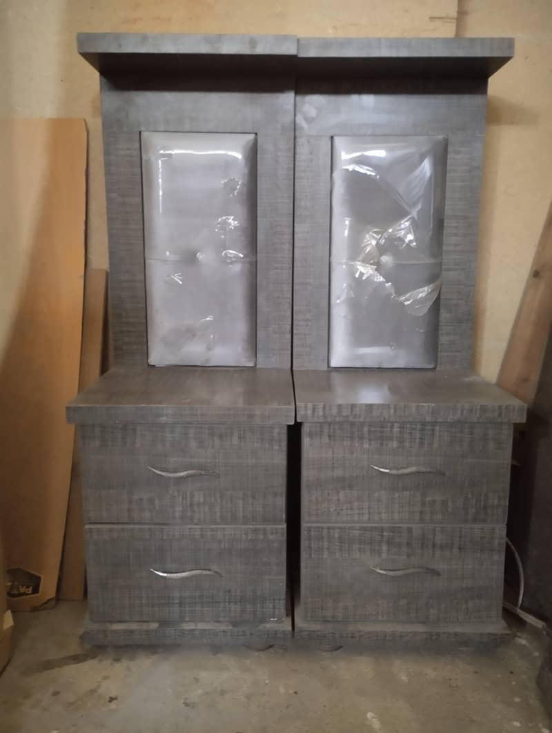 Bed & Sidetables 2