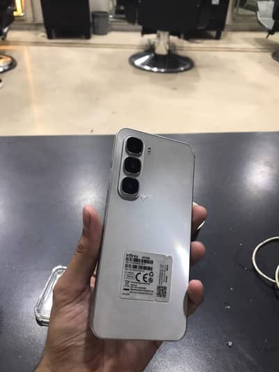 Infinix hot 60i mint conditioned