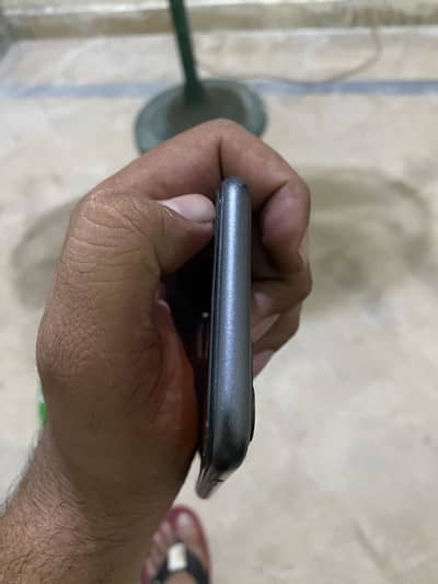 Apple iPhone 11 64 gb jv