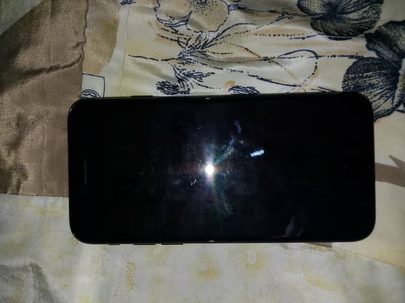 Apple iPhone 8 1