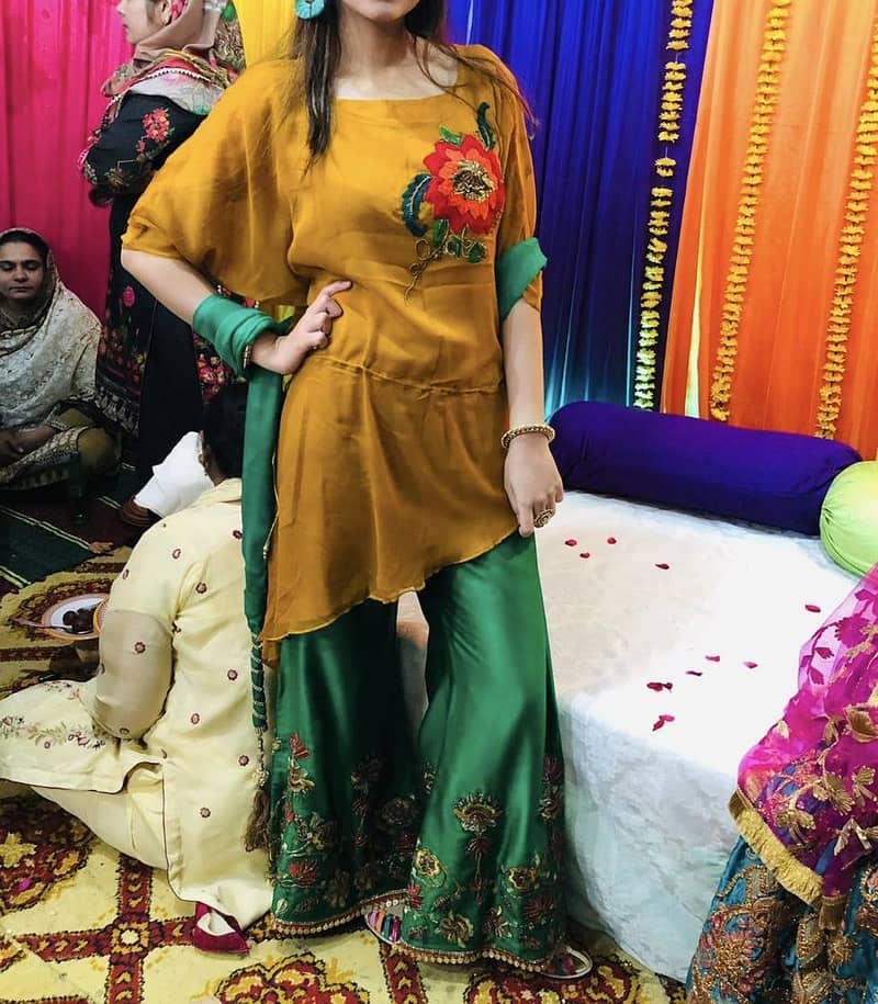 Dresses 19