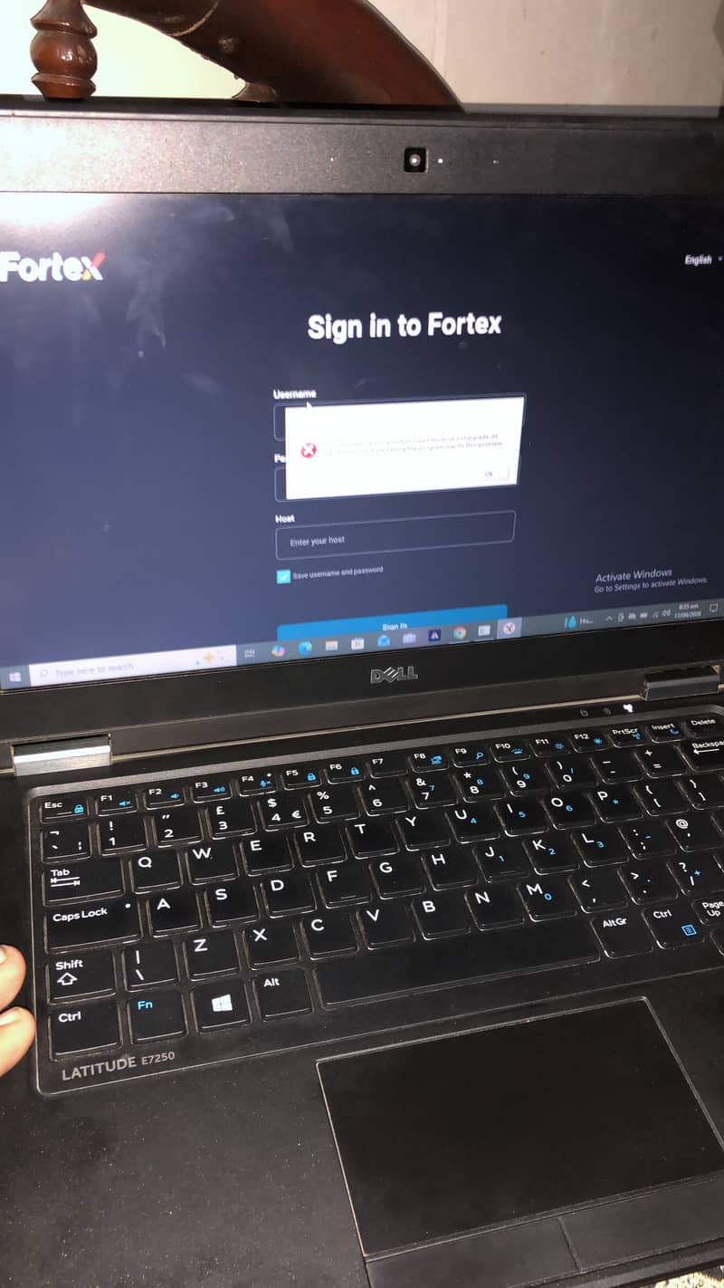 Laptop 0