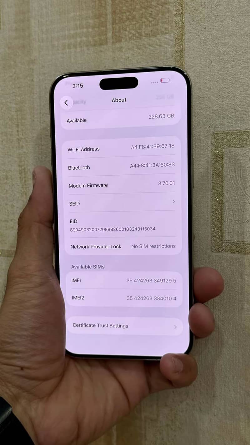 Apple iPhone 15 Pro Max 12