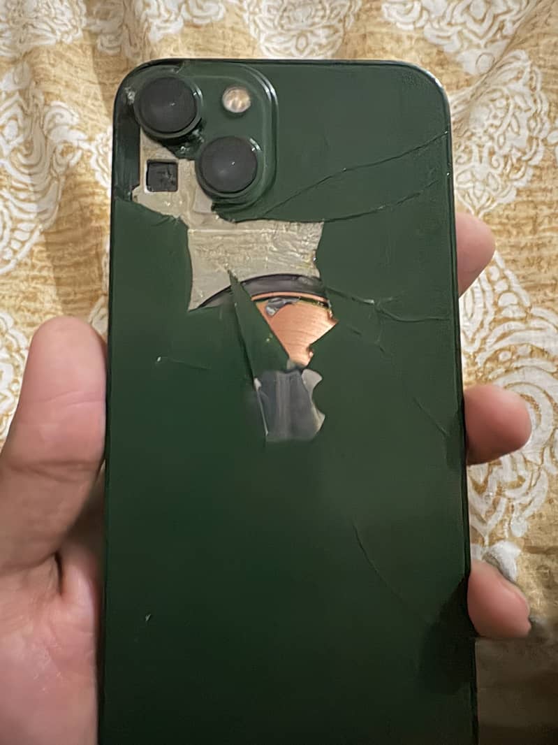 Apple iPhone 13 3