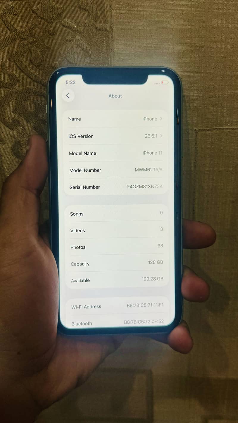 Apple iPhone 11 12