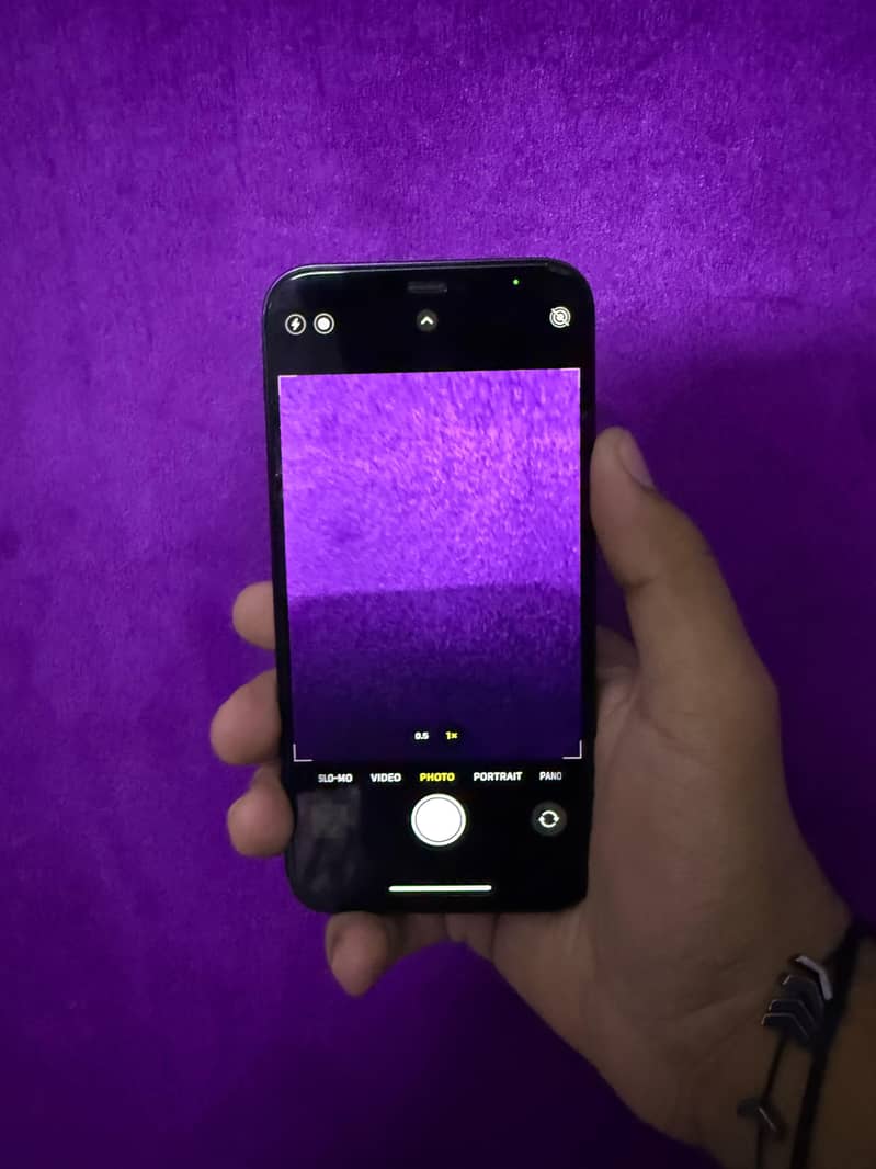 Apple iPhone 12 9