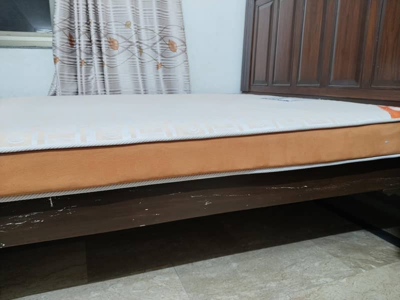 bed with side tables 4
