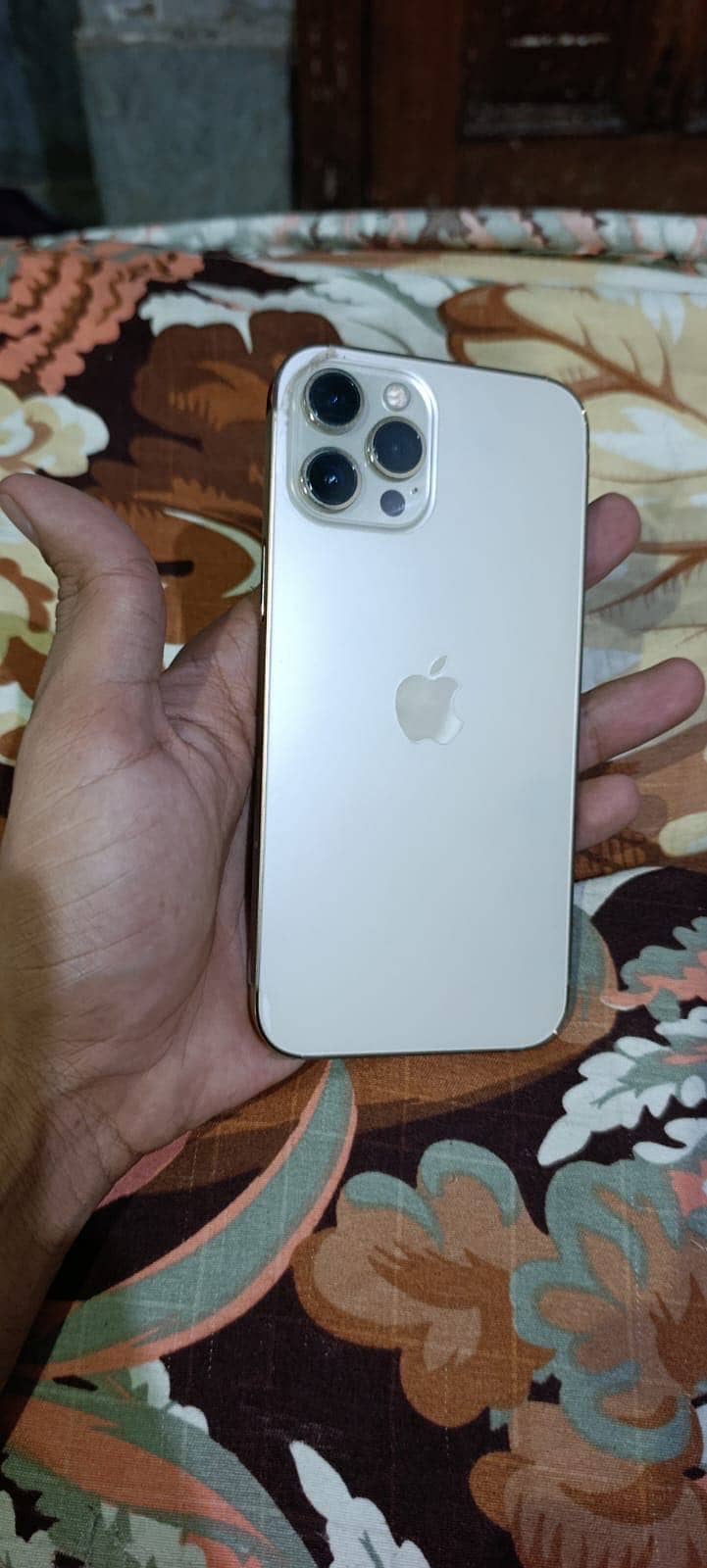 Apple iPhone 12 Pro Max 3