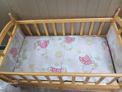 baby cot