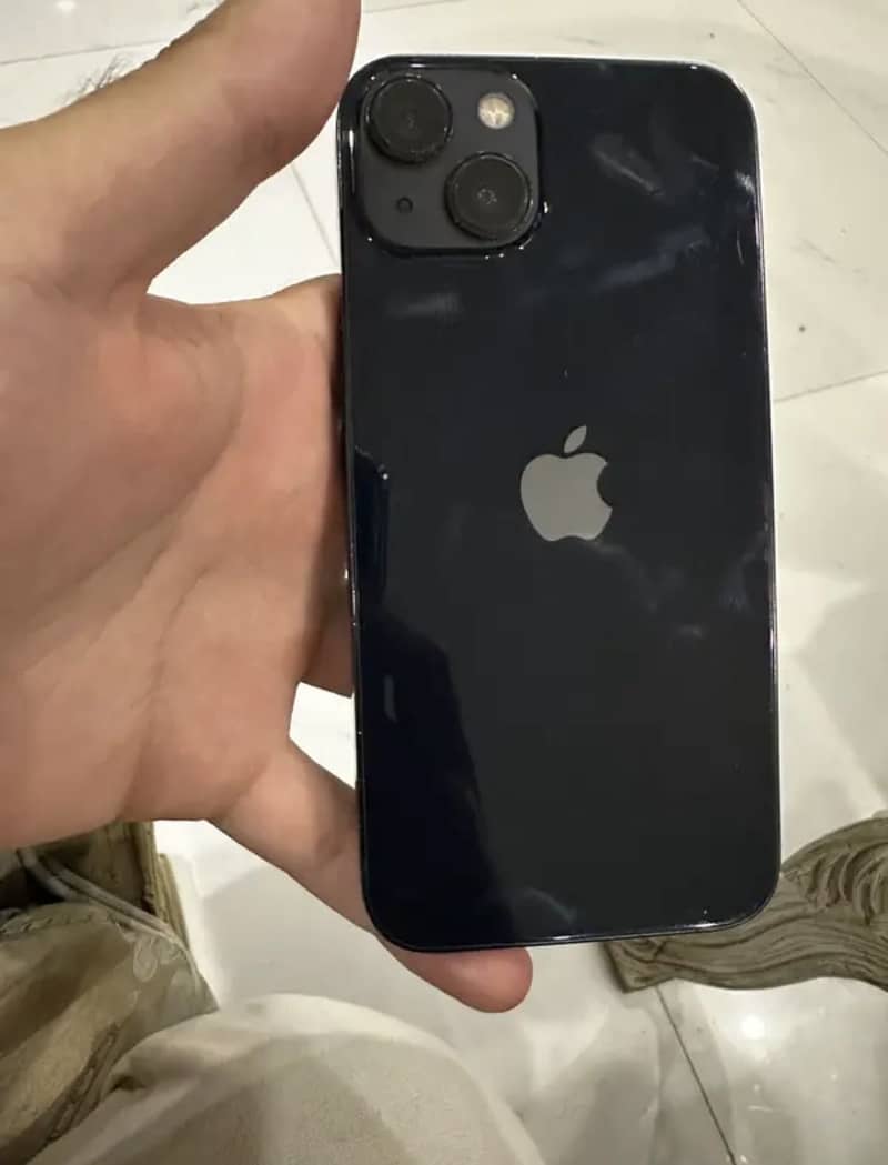 Apple iPhone 13 3