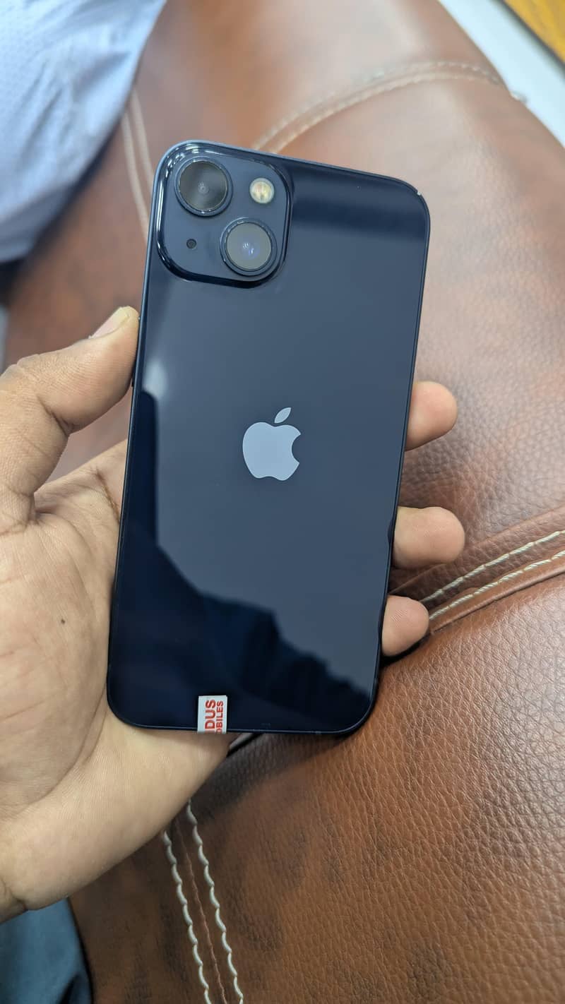 Apple iPhone 13 1