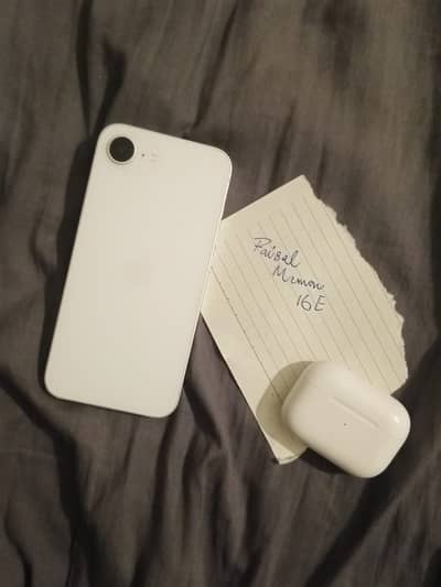 Apple iPhone 16e