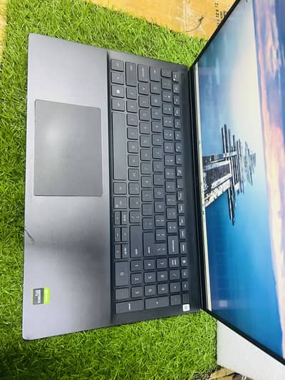 Dell Vostro 7500 gaming laptop