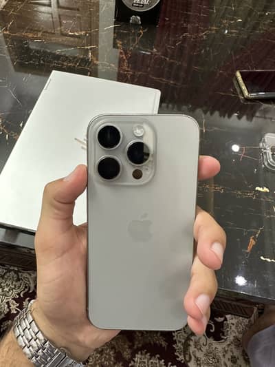 Apple iPhone 15 Pro factory unlock