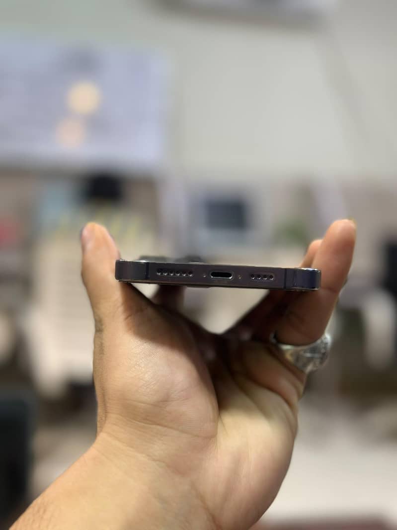 Apple iPhone 14 Pro Max 4