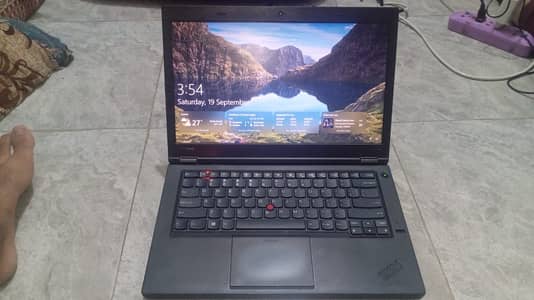 LENOVO THINPAD T440P [ 4GB ,256 SSD ,i5 4th Gen ] WITH CHARGER