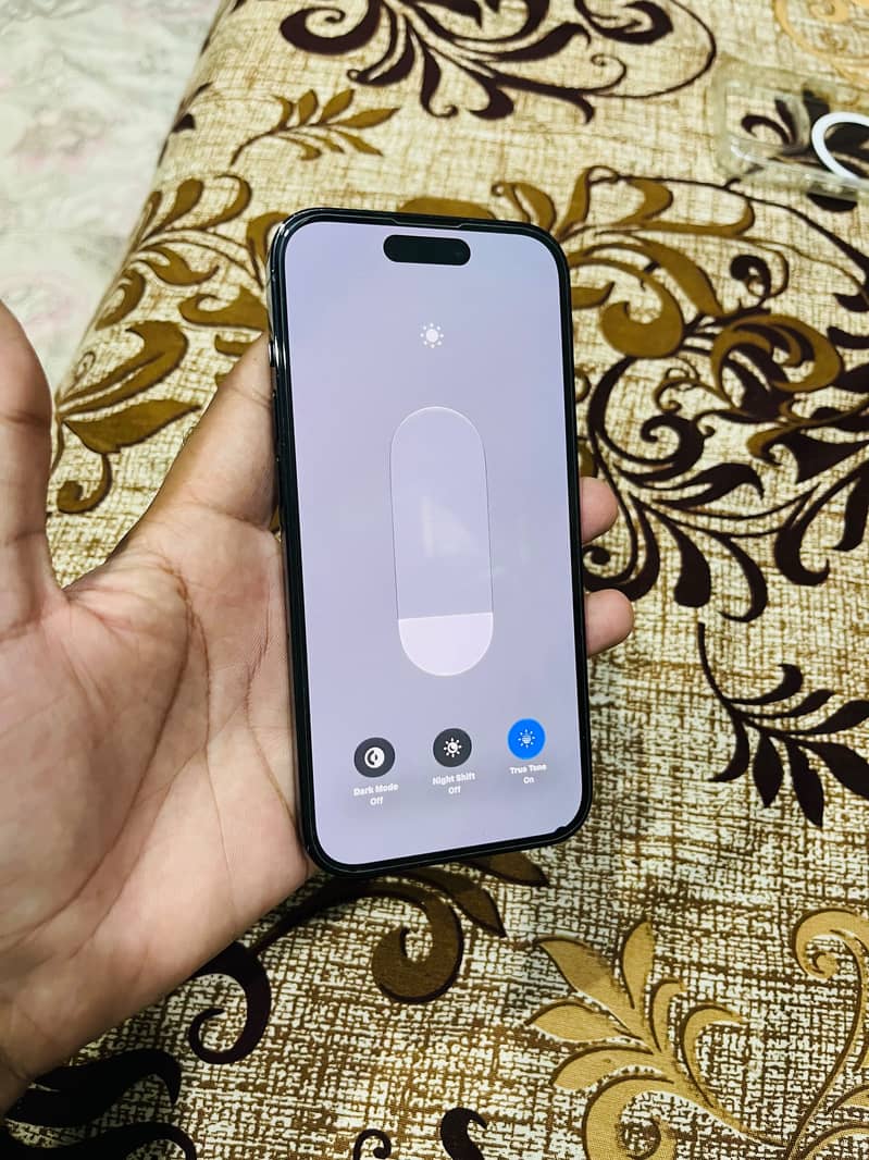 Apple iPhone 14 Pro 0